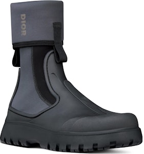 디올 가든 블랙 앵클 부츠 3BO308ZUR_H968 Lookbook 디올 가든 블랙 앵클 부츠 3BO308ZUR_H968