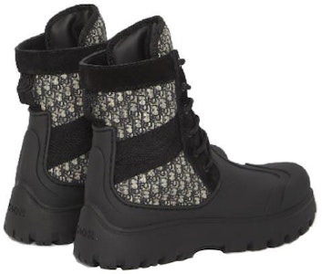 Dior Garden Boot Tali 'Dior Oblique - Hitam' 3BO315ZYH_H961 Shop Dior Garden Boot Tali 'Dior Oblique - Hitam' 3BO315ZYH_H961