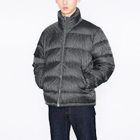 Sizing DIOR 灰色印花標誌立領拉鍊羽絨外套. 943C449A4462-C868
