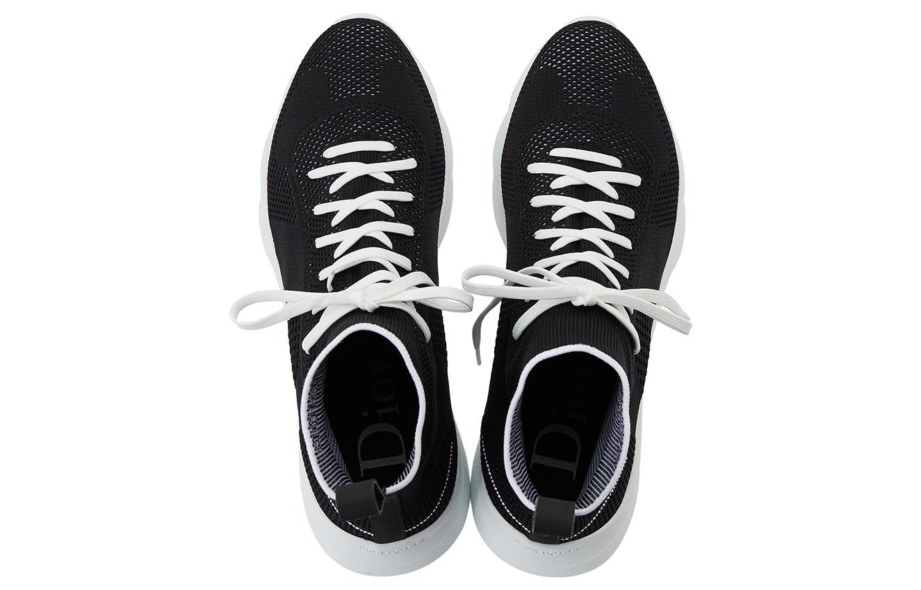 Shop Dior ハイカットスニーカー 黒メッシュ 3SN224YAE-H03E