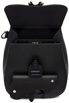 迪奥 男士鞍形双肩包 黑色 Lookbook 迪奥 男士鞍形双肩包 黑色