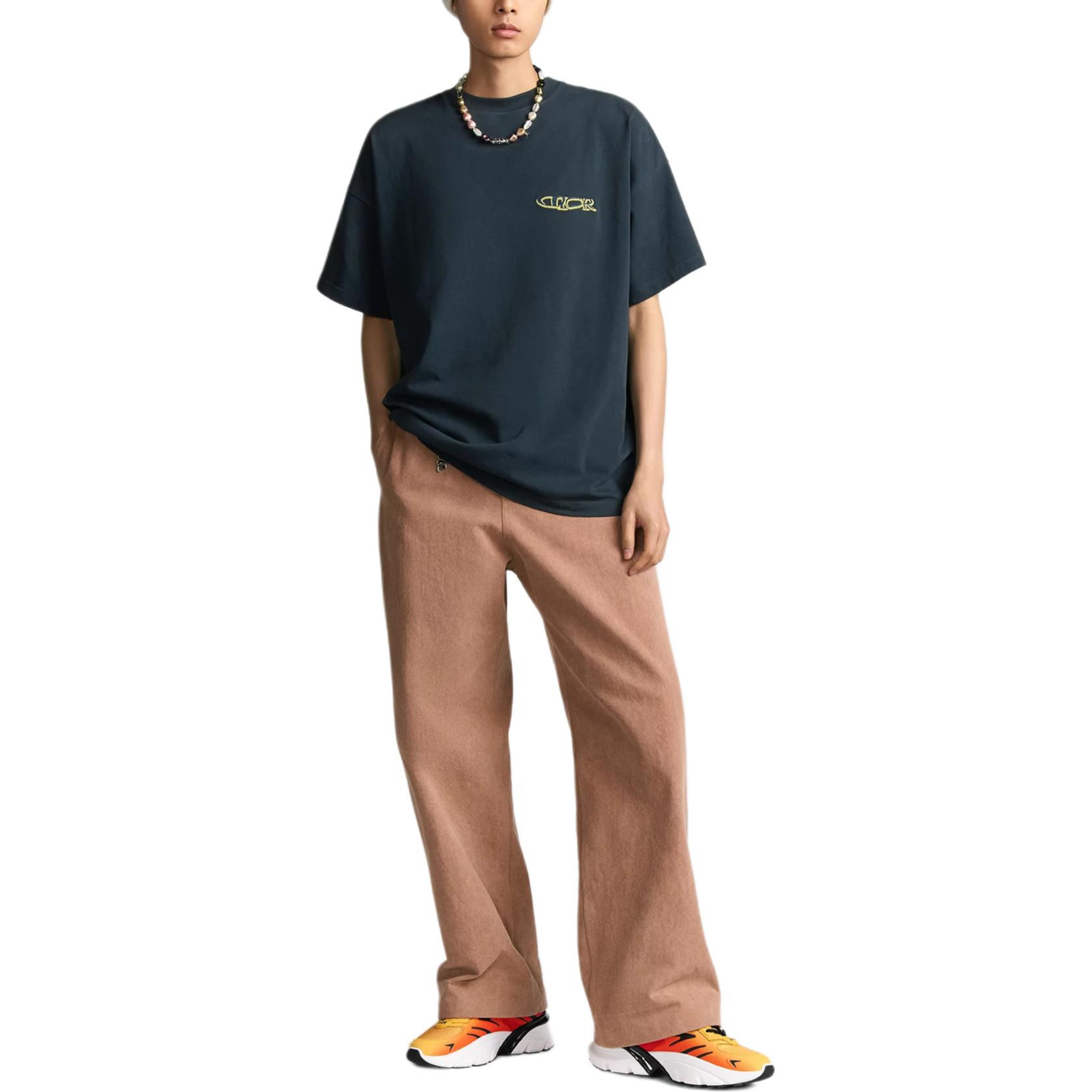 Shop Camiseta DIOR Lewis Hamilton Logo Bordado Azul Marino para Hombre. 513J671A0554-C989