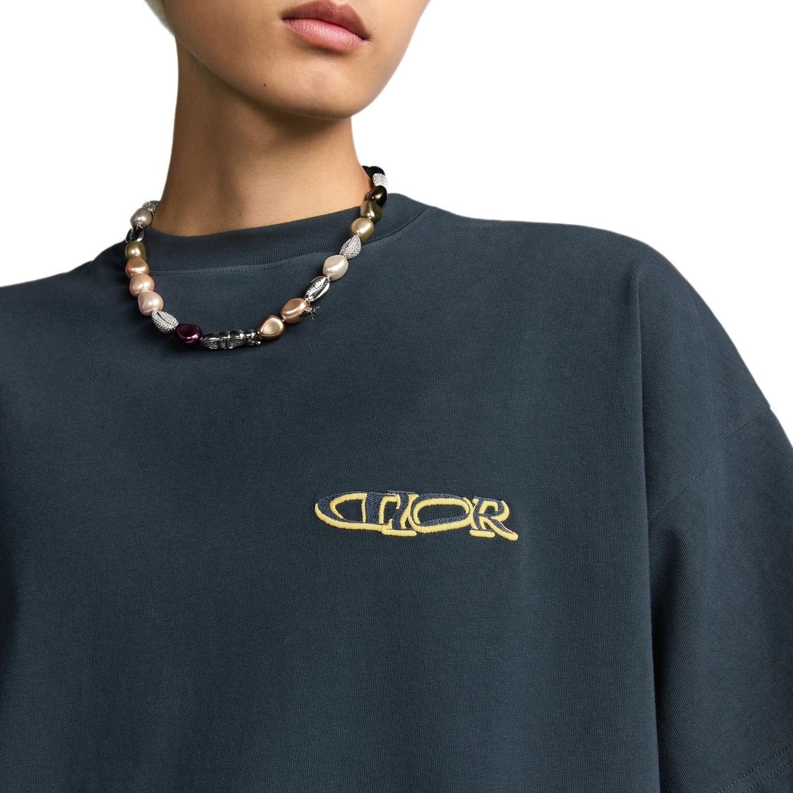 Sizing Camiseta DIOR Lewis Hamilton Logo Bordado Azul Marino para Hombre. 513J671A0554-C989