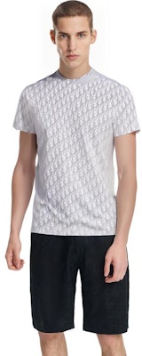 DIOR 男士全印Logo白色圆领T恤 183J652A0537-C080 Shop DIOR 男士全印Logo白色圆领T恤 183J652A0537-C080