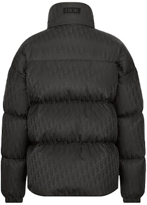 Jaket Puff DIOR Monogram Lelaki Hitam Zip Penuh Lengan Panjang 193C408A4462-C989 Lookbook Jaket Puff DIOR Monogram Lelaki Hitam Zip Penuh Lengan Panjang 193C408A4462-C989