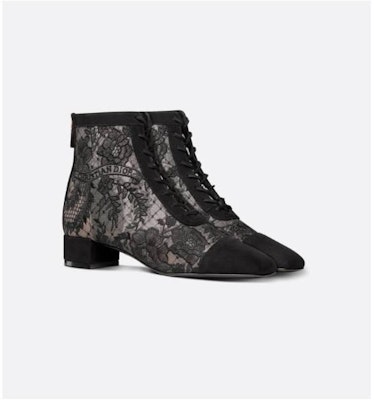 Dior Naughtily-D Boot 'Hitam 07' KCI850ROYS900 Sizing Dior Naughtily-D Boot 'Hitam 07' KCI850ROYS900