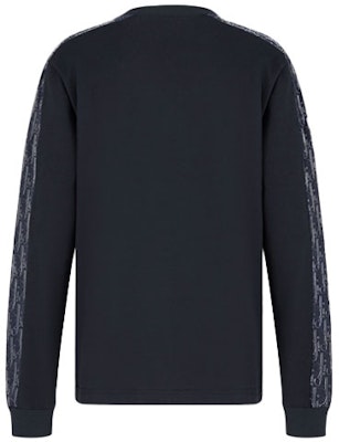 ディオール ネイビーブルー コットンジャージー 長袖 スウェット サイドプリント 113J643A0554-C542 Lookbook ディオール ネイビーブルー コットンジャージー 長袖 スウェット サイドプリント 113J643A0554-C542