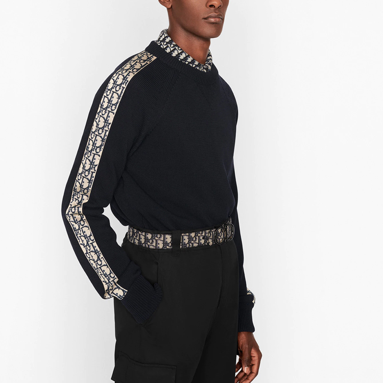 Purchase Sweater Dior Biru Dongker dengan Pola Huruf di Sisi 113M638AT187-C585