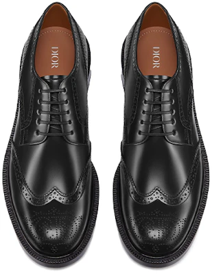 Dior Sepatu Brogue Derby Kulit Calf Hitam 3DE298YQD_H900 Shop Dior Sepatu Brogue Derby Kulit Calf Hitam 3DE298YQD_H900