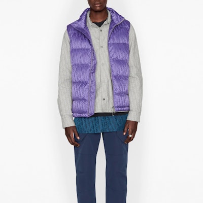 DIOR Ungu Down Vest, Ritsleting, Warna Solid, Musim Baru. 033C410A4462-C474 Shop DIOR Ungu Down Vest, Ritsleting, Warna Solid, Musim Baru. 033C410A4462-C474