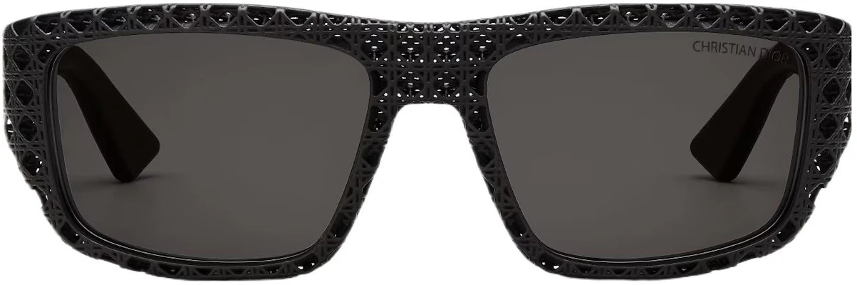 迪奥男士黑色矩形太阳镜带标志镜腿。 DR3DS1IXP11P0 Lookbook 迪奥男士黑色矩形太阳镜带标志镜腿。 DR3DS1IXP11P0
