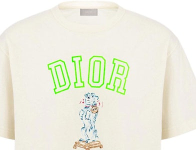 DIOR Bobby Logo Crewneck T-Shirt Putih Gading Relaxed Fit. 483J635A0817-C186 Sizing DIOR Bobby Logo Crewneck T-Shirt Putih Gading Relaxed Fit. 483J635A0817-C186