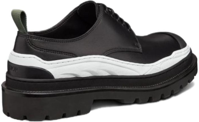 Dior sacai x Derby 'Hitam' 3DE332ZMP_H900 Lookbook Dior sacai x Derby 'Hitam' 3DE332ZMP_H900