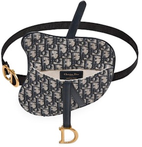 Dior Saddle Belt Bag Oblique Biru Lookbook Dior Saddle Belt Bag Oblique Biru