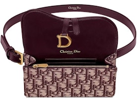 ディオール サドル ベルトクラッチ (バーガンディ)
Lookbook ディオール サドル ベルトクラッチ (バーガンディ)