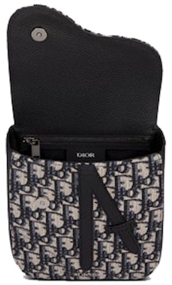 Dior Saddle Pouch Oblique Jacquard Beige/Black Lookbook Dior Saddle Pouch Oblique Jacquard Beige/Black