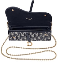 Dompet Dior Saddle Oblique Biru (6 Pemegang Kad) Lookbook Dompet Dior Saddle Oblique Biru (6 Pemegang Kad)