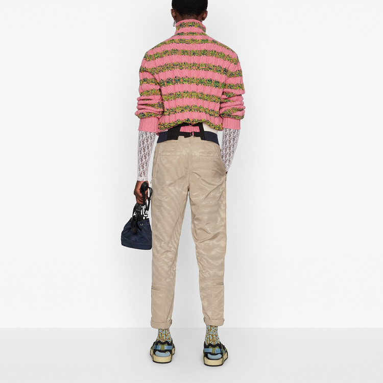 Shop ディオール SS21 オーバーサイズ タートルネック セーター ピンク 183M623AT246-C485