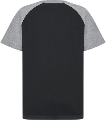 DIOR SS22 Black Loose Fit T-Shirt with Letter Print Design 213J635A0677-C988 Lookbook DIOR SS22 Black Loose Fit T-Shirt with Letter Print Design 213J635A0677-C988