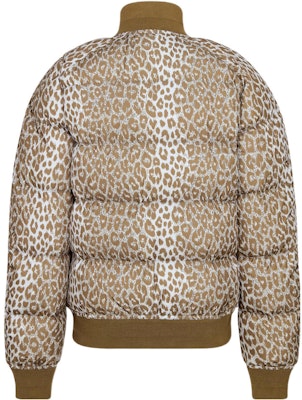 DIOR SS22 레오파드 프린트 지퍼 퍼퍼 자켓 베이지 긴팔. 213C411A5492-C188 Lookbook DIOR SS22 레오파드 프린트 지퍼 퍼퍼 자켓 베이지 긴팔. 213C411A5492-C188