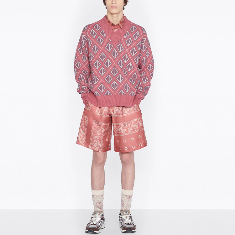 Shop DIOR SS22 Sweater Rajut Wol Pink Motif Diamond. 283M641AT067-C484
