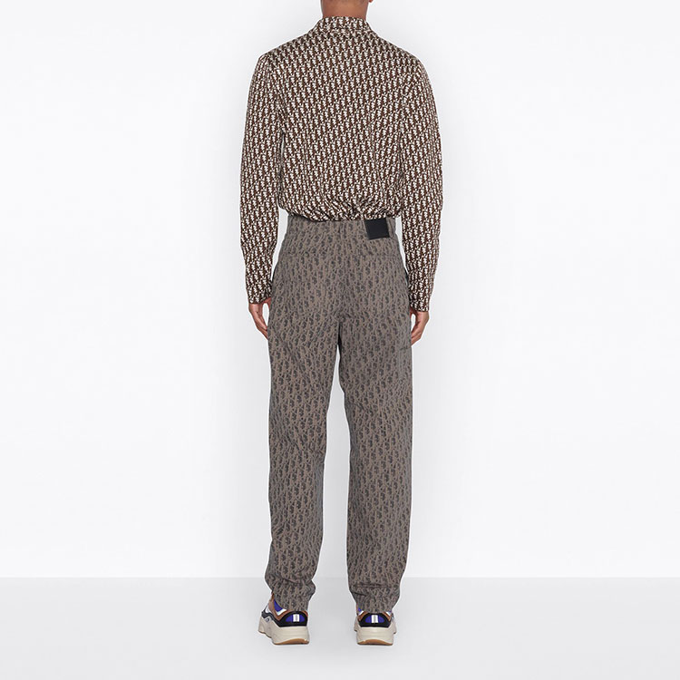 Sizing DIOR SS22 Kemeja Coklat Logo Print Lengan Panjang Kasual Lelaki. 023M550AT099-C087