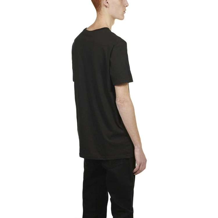 Shop DIOR 男士 SS22 刺繡蜜蜂標誌V領黑色短袖T恤 733J604B0446-C980