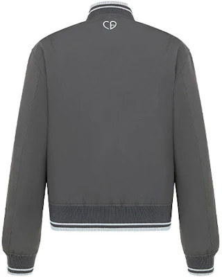 DIOR SS22 男款单排扣灰色满印夹克。 213C406A5457-C888 Lookbook DIOR SS22 男款单排扣灰色满印夹克。 213C406A5457-C888