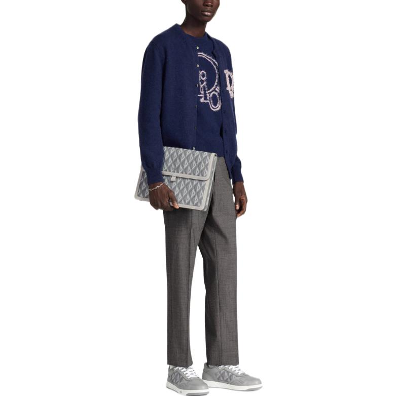 Sizing DIOR SS23  Blue Sleeveless Knit Pullover with Logo Crewneck. 313M646AT503-C584