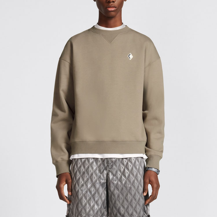 Shop DIOR SS23 Crewneck Pullover Sweatshirt Beige dengan Logo Bordir. 393J674A0531-C188