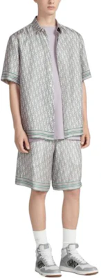 DIOR SS23 Seluar Pendek Longgar Pinggang Tinggi Logo Cetakan Kelabu 013C121B4751-C484 Shop DIOR SS23 Seluar Pendek Longgar Pinggang Tinggi Logo Cetakan Kelabu 013C121B4751-C484