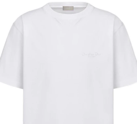 Camiseta Blanca de Manga Corta y Cuello Redondo DIOR SS23. 313J696B0554-C080 Sizing Camiseta Blanca de Manga Corta y Cuello Redondo DIOR SS23. 313J696B0554-C080