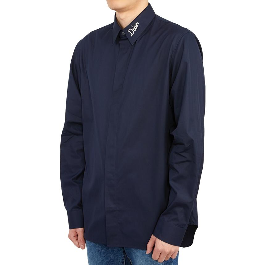 Purchase Camisa de Manga Larga DIOR SS23 Azul Oscuro con Logo y Color Sólido. 293C522A1581-588