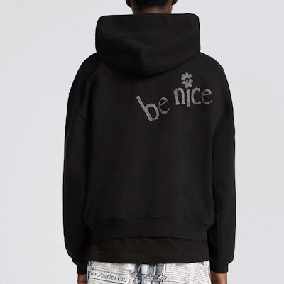 ディオール SS23 By Erl ブラックレタープリント フリースフーディー 313J653A0807-C988 Sizing ディオール SS23 By Erl ブラックレタープリント フリースフーディー 313J653A0807-C988