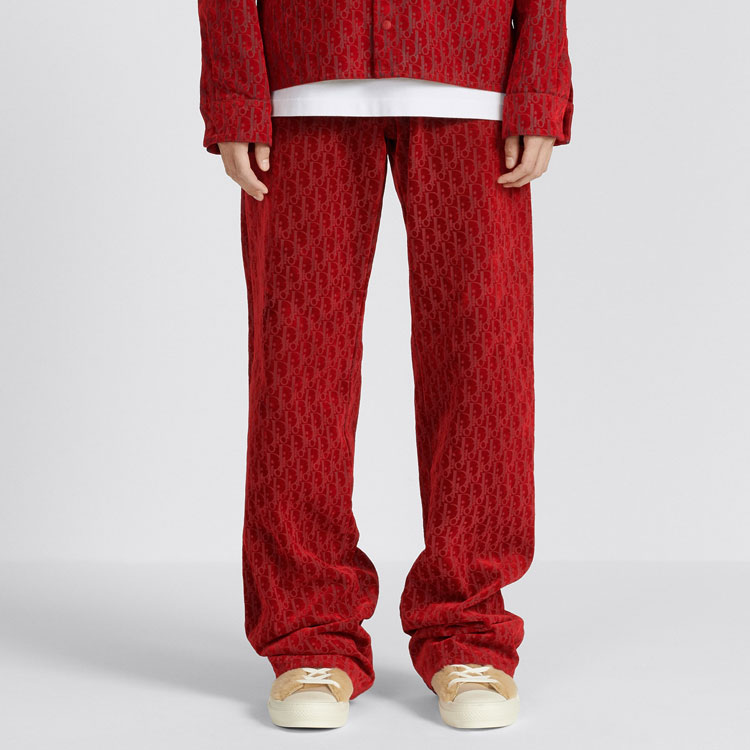 Sizing DIOR 2023春节男士红色高腰刺绣直筒牛仔裤。 313D006B314X-C380