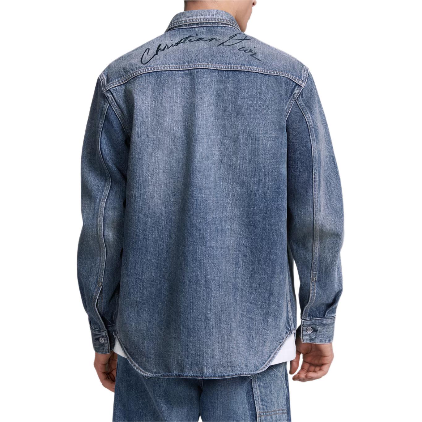 Purchase DIOR SS24 藍色牛仔外套，百合刺繡設計及扣領。 493D587AY552-C588