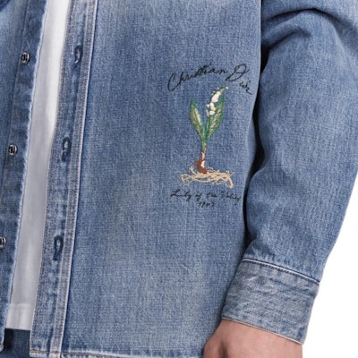 DIOR SS24 Blue Denim Jacket with Lily Embroidery and Button-Down Collar. 493D587AY552-C588 Details for DIOR SS24 Blue Denim Jacket with Lily Embroidery and Button-Down Collar. 493D587AY552-C588