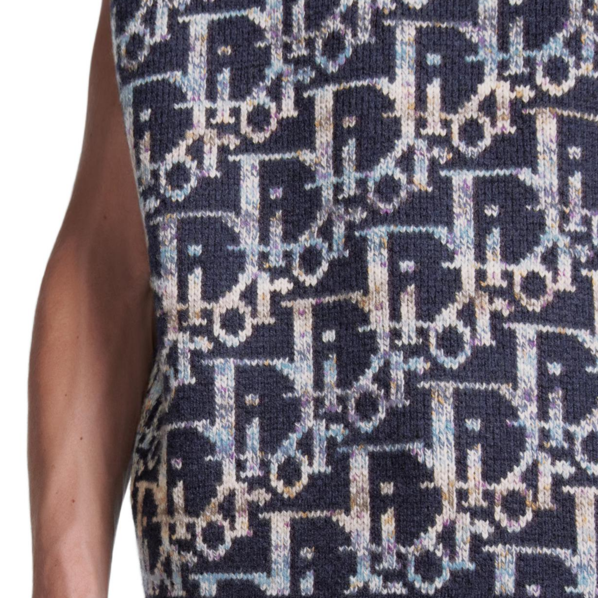 Details for DIOR SS24 Chaleco Azul sin Mangas de Punto Jacquard con Logo. 393M662AT344-C584