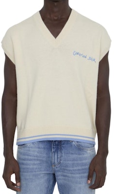 디올 SS24 블루 옐로우 로고 프린트 브이넥 민소매 스웨터. 443M647AT879-C085 Shop 디올 SS24 블루 옐로우 로고 프린트 브이넥 민소매 스웨터. 443M647AT879-C085