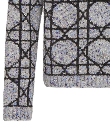 DIOR SS24 Grey Cannage Pattern Long-Sleeve Knit Sweater. 483M643AT804-C889 Details for DIOR SS24 Grey Cannage Pattern Long-Sleeve Knit Sweater. 483M643AT804-C889