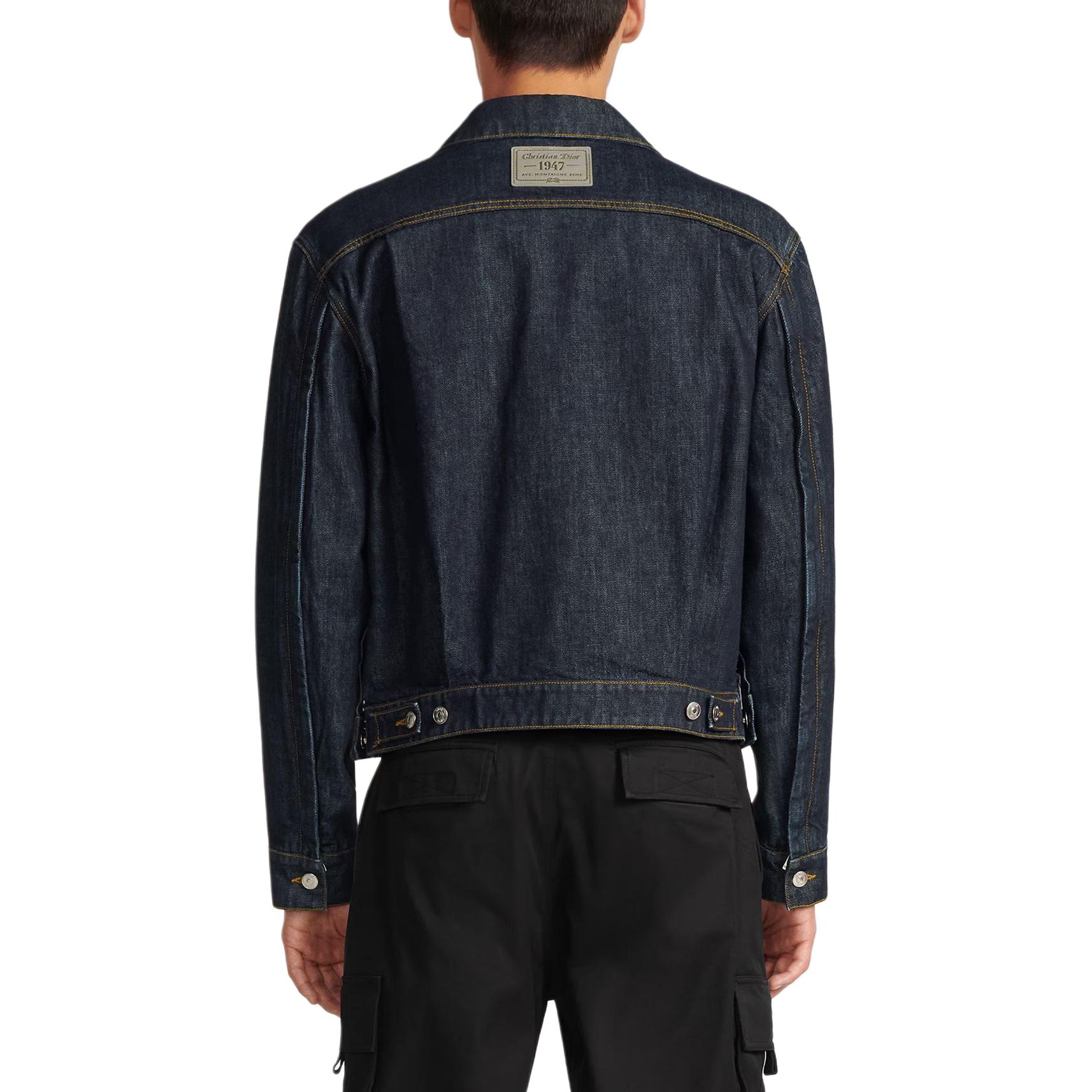 Purchase DIOR SS24 Jaket Denim Biru Navy dengan Butiran Zip dan Butang. 413D484A356X-C540