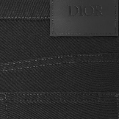 DIOR SS24 슬림 핏 블랙 데님 진 앞로고 버튼. 193DS00J217X-C900 Shop DIOR SS24 슬림 핏 블랙 데님 진 앞로고 버튼. 193DS00J217X-C900