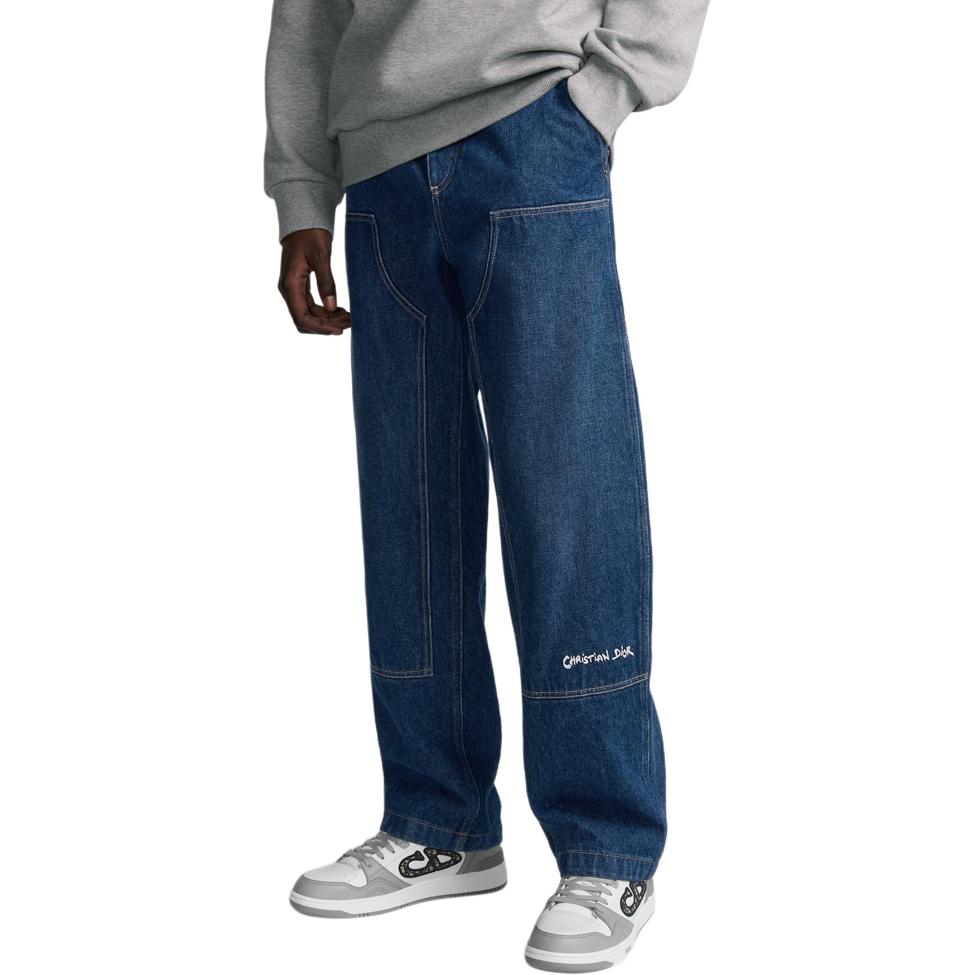 Purchase DIOR SS24 蓝色直筒牛仔裤 带徽标刺绣和纽扣口袋. 443D182A389-XC580