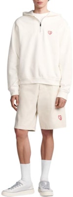 DIOR SS24 White Casual Shorts with Solid Logo and Heart Embroidery. 313D008D384X-C083 Lookbook DIOR SS24 White Casual Shorts with Solid Logo and Heart Embroidery. 313D008D384X-C083