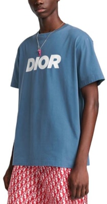 DIOR SS24 Camiseta Azul de Logo Estampado Cuello Redondo Ajuste Holgado. 483J696D0847-C580 Shop DIOR SS24 Camiseta Azul de Logo Estampado Cuello Redondo Ajuste Holgado. 483J696D0847-C580