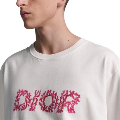 DIOR SS24 Camiseta Blanca Logo Impreso Fit Suelto Cuello Redondo 483J696C0847-C084 Sizing DIOR SS24 Camiseta Blanca Logo Impreso Fit Suelto Cuello Redondo 483J696C0847-C084
