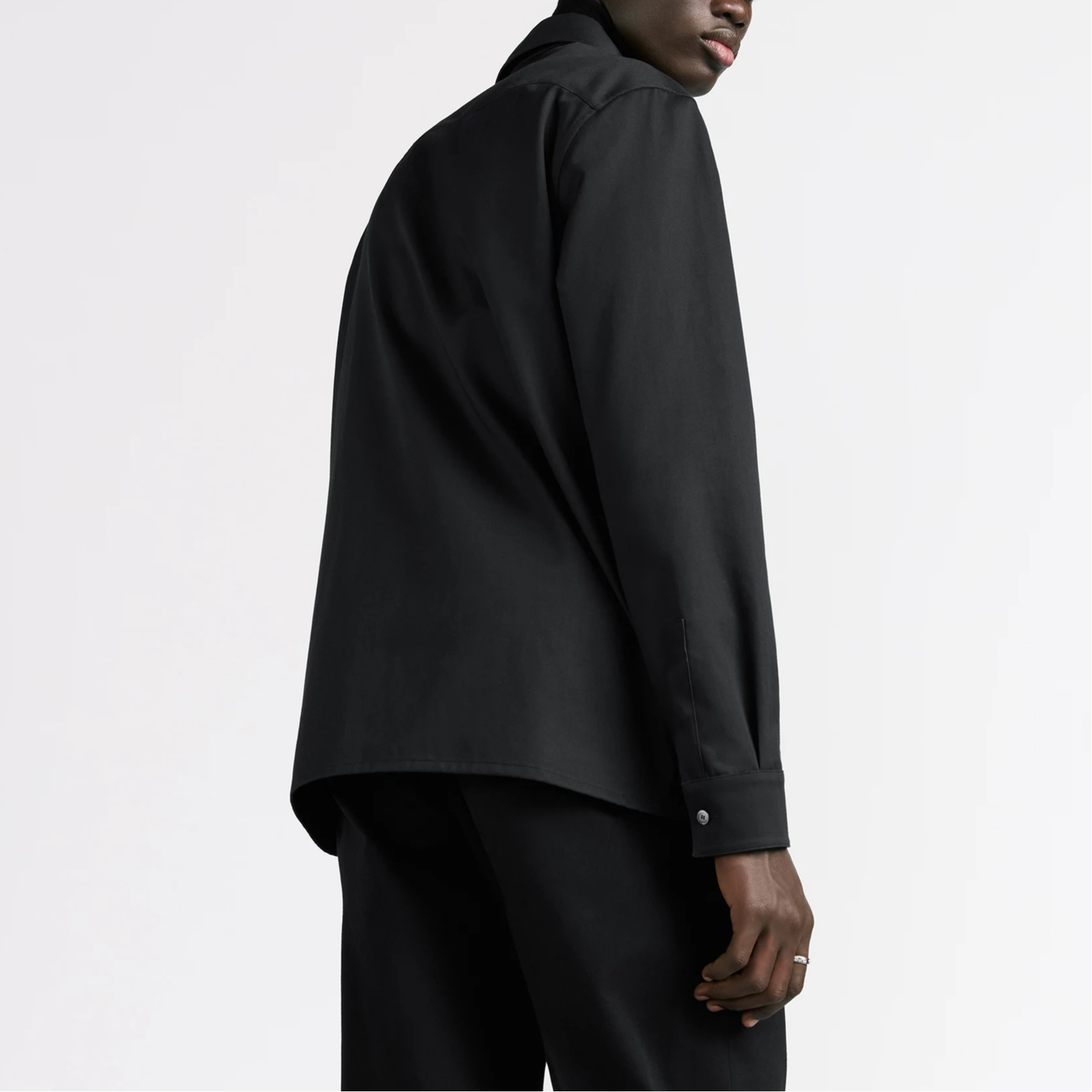 DIOR SS25  Black Cotton Gabardine Long Sleeve Shirt with CD Icon Embroidery. 513C542A6472-C989 圖 5