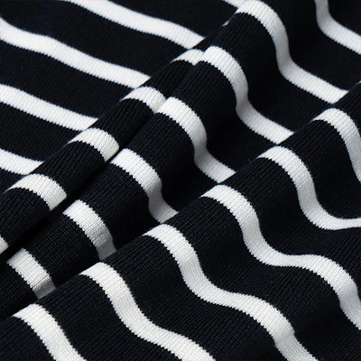 DIOR Kaos Longgar Logo Garis Navy Blue 183M647AT234-C580 Purchase DIOR Kaos Longgar Logo Garis Navy Blue 183M647AT234-C580