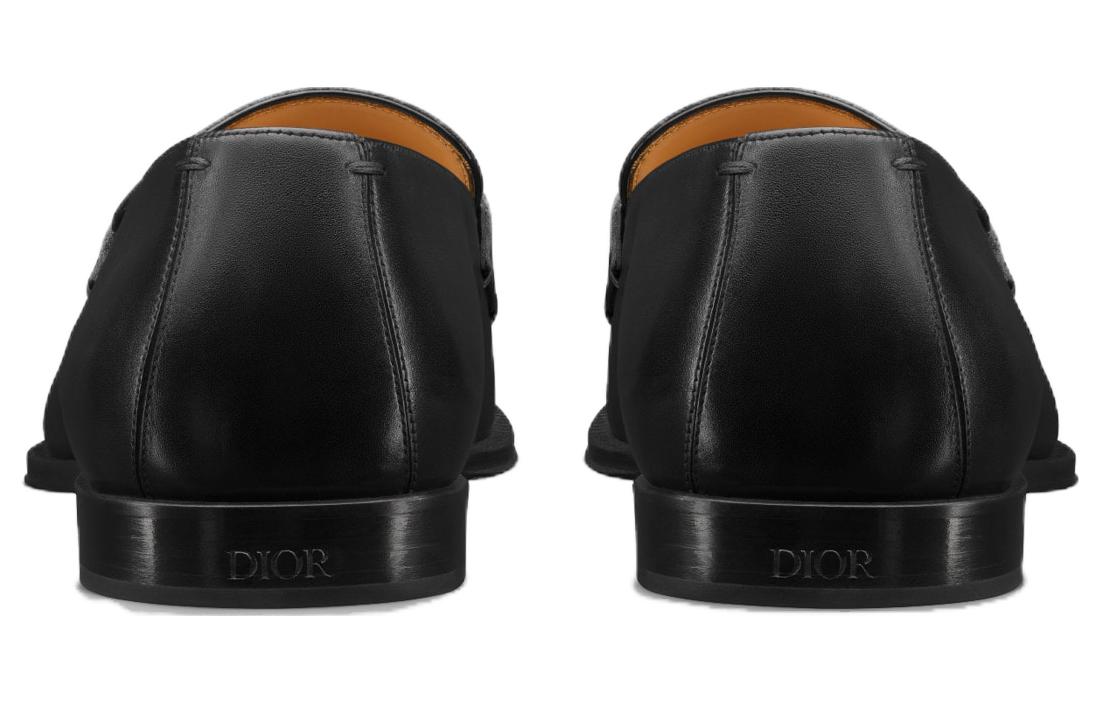 Shop Diorタイムレスローファー (ブラックレザー) 3LO144ZGK_H900
