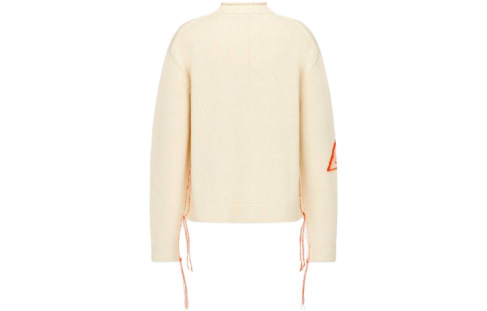Lookbook DIOR Sweater Putih Longgar Crewneck dengan Bordir Logo. 393M668CT613C083